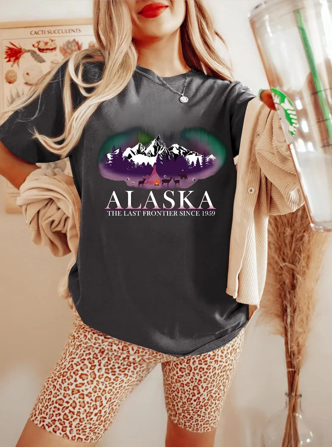 CSDAJIO Women's Graphic Oversized Tshirt Vintage Half Sleeve Round Neck Baggy Tee Summer Casual Tunic Shirt